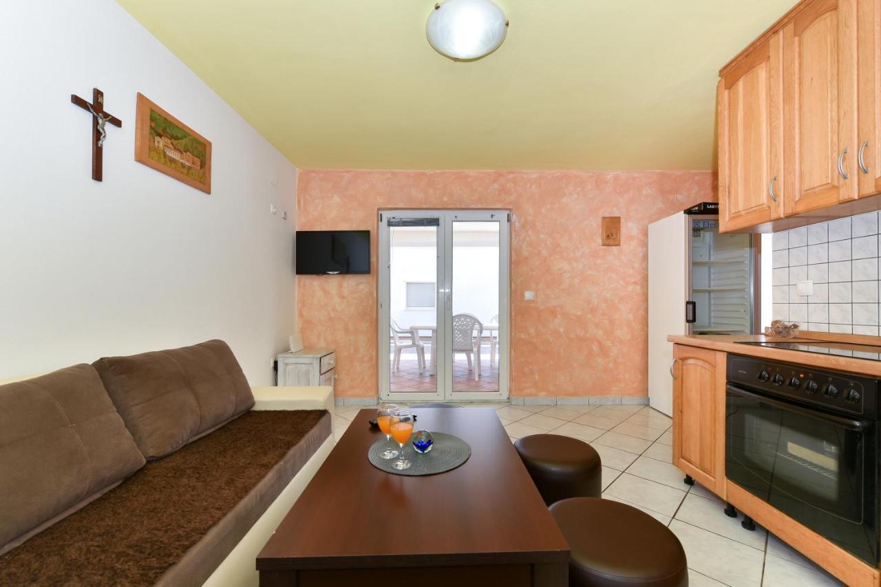 Apartments Krepo Vir Esterno foto